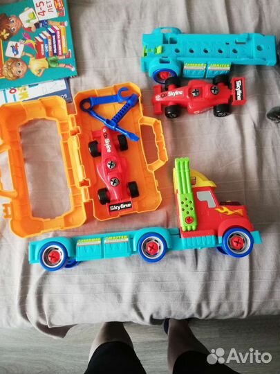 Игрушка конструктор Музыкальный Грузовик