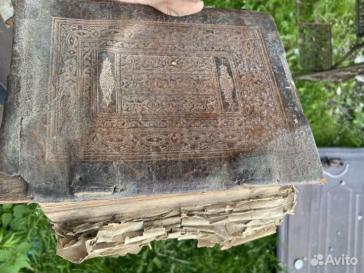 Старинные иконы