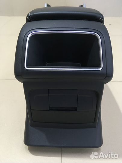 Центральная консоль с подлокотником Audi Q5 8R