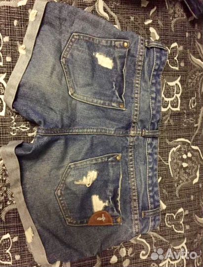 Джинсовые шорты