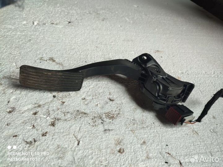 Педаль газа Chevrolet Cruze универсал F18D4 2013