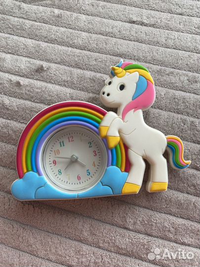 Часы и подставка для телефона (пони)