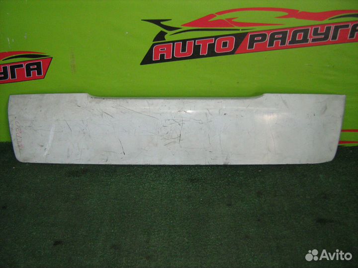 Накладка 5-Й двери toyota NCP20,NCP25 funcargo