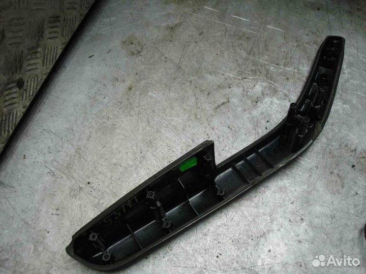 Подлокотник Audi A8 4E 2003-2010