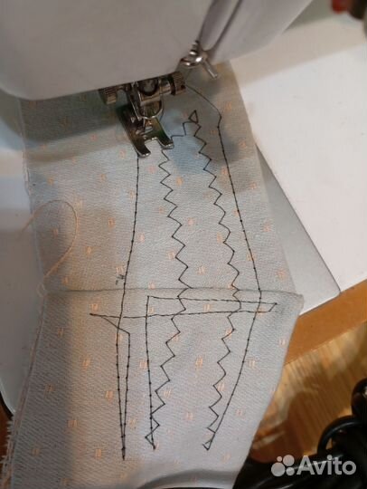 Швейная машина Чайка 132м