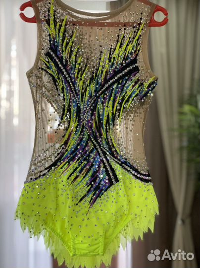 Купальник для художественной гимнастики 140