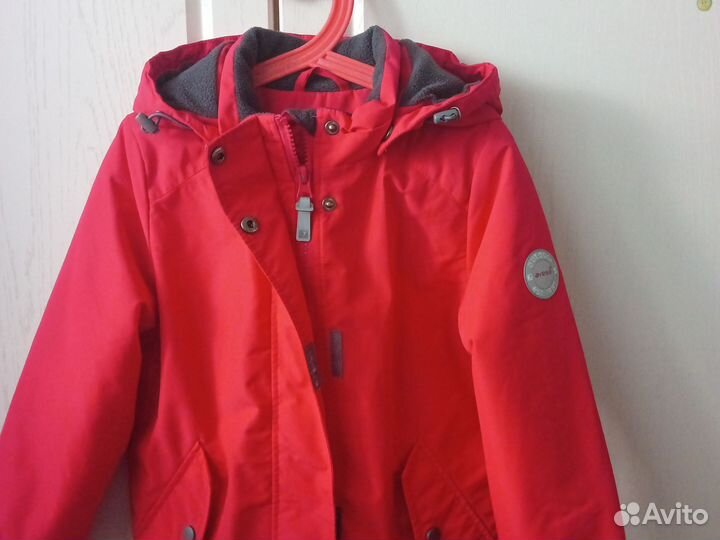 Куртка осенняя на девочку