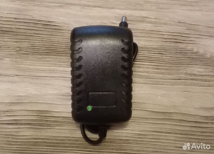 Зарядное устройство для пылесоса Rovus VC889RS