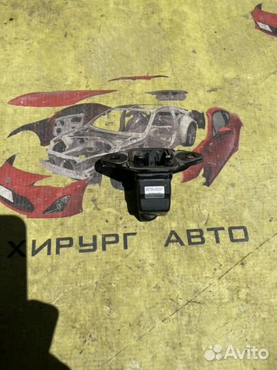 Камера заднего вида Lexus LX570