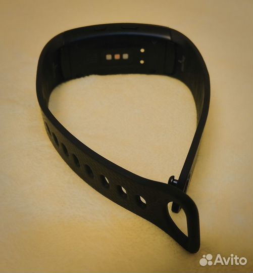 Фитнес-браслет samsung Gear Fit2