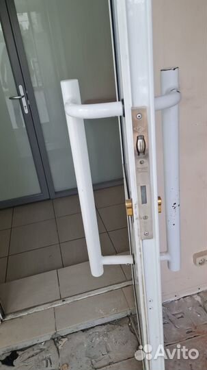 Двери входные алюминиевые двухстворчатые