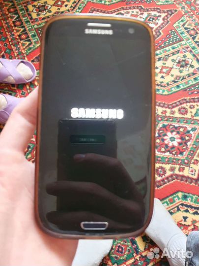 Телефон Samsung