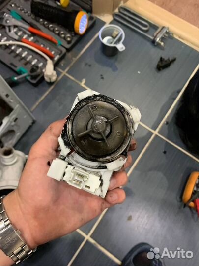 Мастер по ремонту стиральных машин