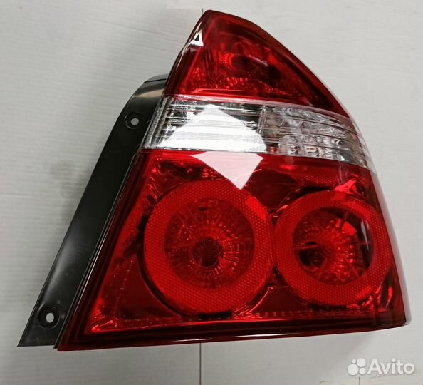 Фонарь задний правый Aveo T-250