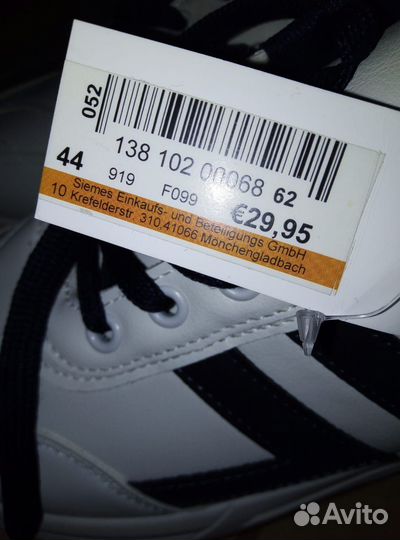Кроссовки. Германия.44 размер