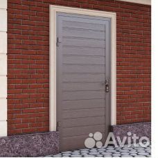 Дверь боковая