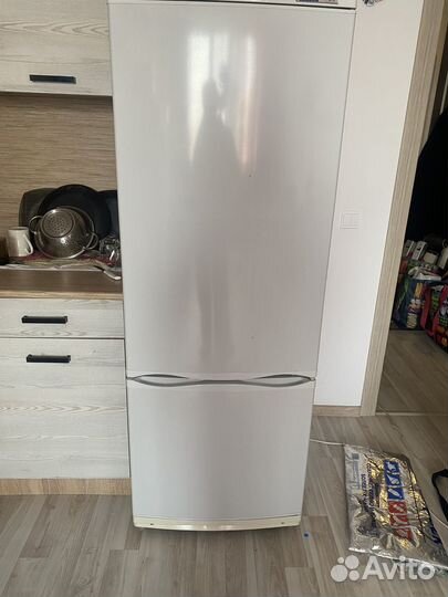 Холодильник бу