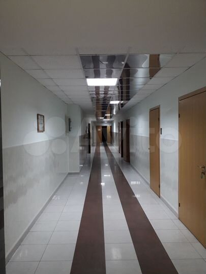Офис, 733 м²