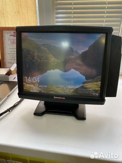 Монитор сенсорный на кассу