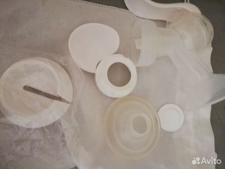 Молокоотсос ручной с принадлежностями