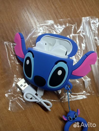 Чехол стич и беспроводные наушники