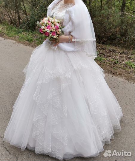 Платье свадебное