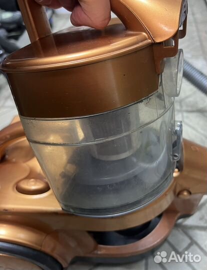 Пылесос Vitek