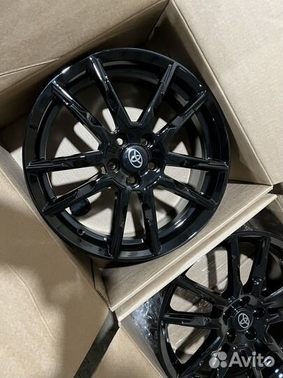 Диски r17 5/100 Toyota Avensis T250 Carina