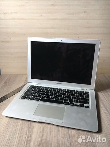 Apple MacBook Air model A1304