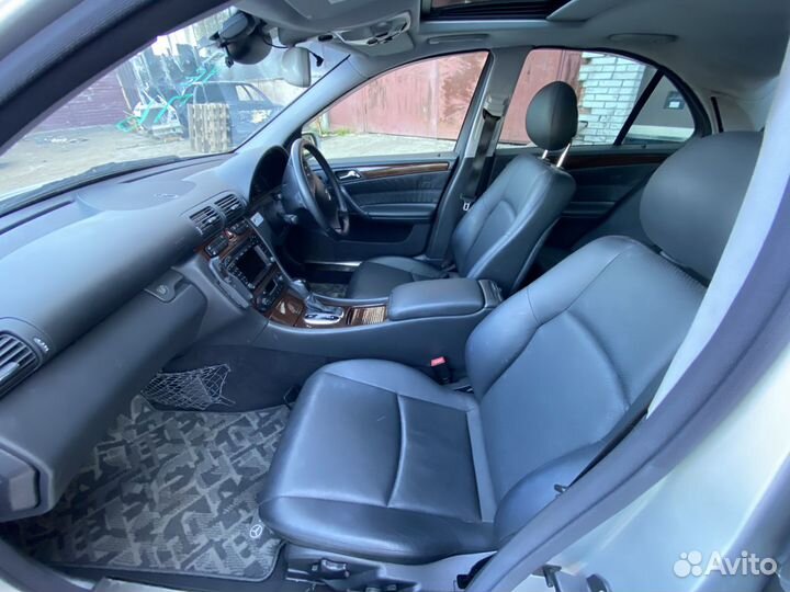 Мерседес W203 из Японии разбор запчасти бу 203