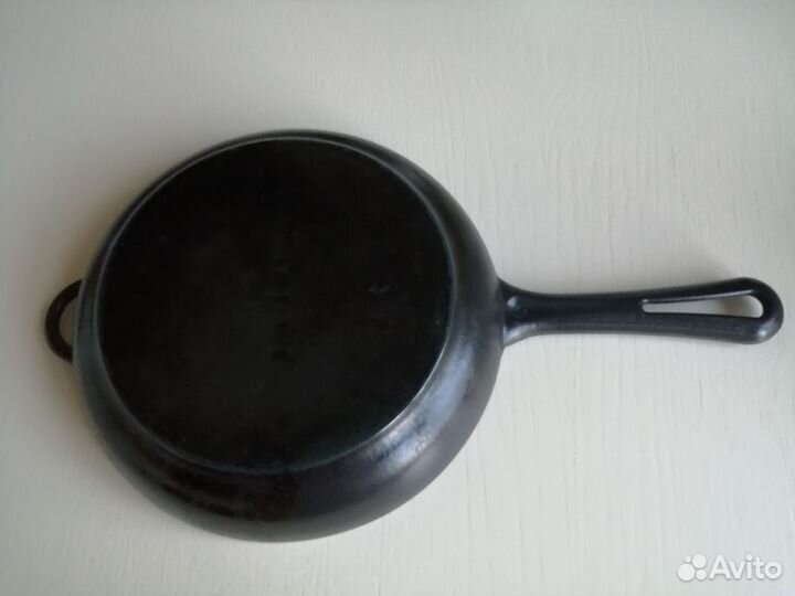 Чугунная сковорода 