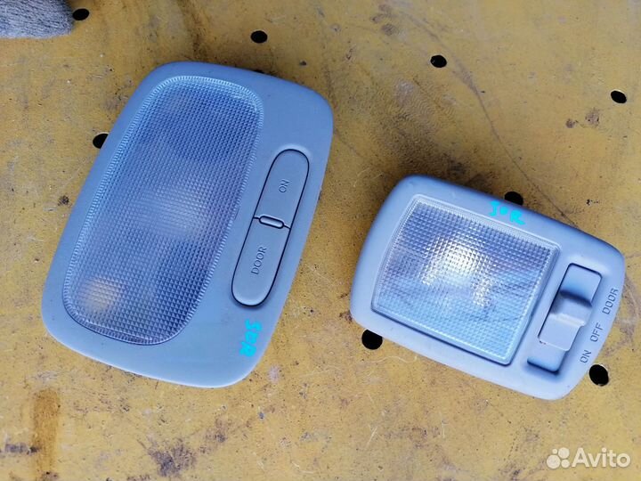 Плафон салона на Kia Sorento (XM) 2009-нв