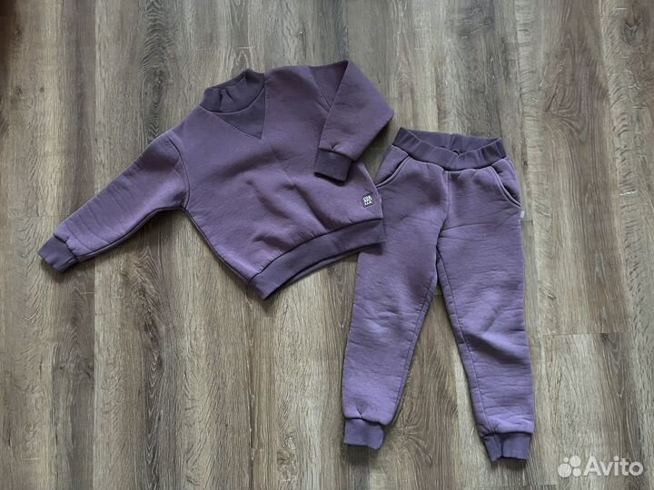 Куртки на девочку