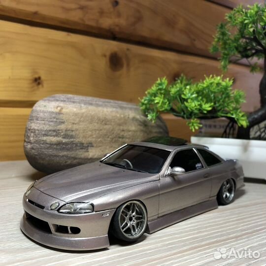Сборная модель 1 24 Toyota Soarer Aoshima
