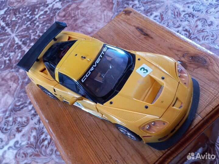 Игрушки трансформеры бамблби