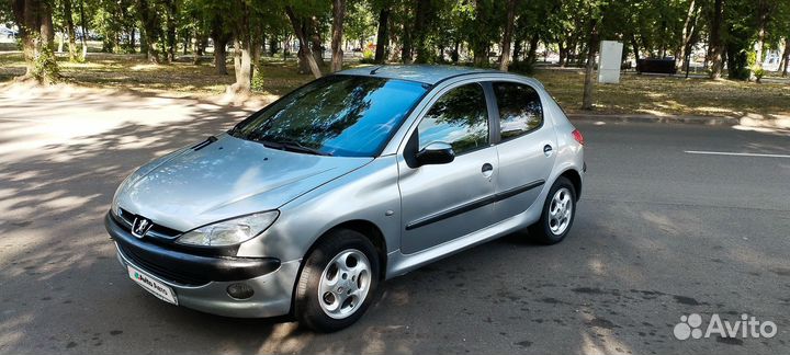 Peugeot 206 1.4 AT, 2002, 173 000 км