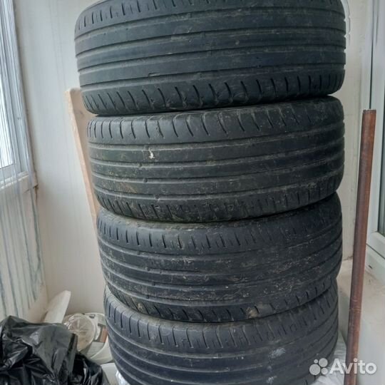 Viatti Strada Asimmetrico 215/55 R16