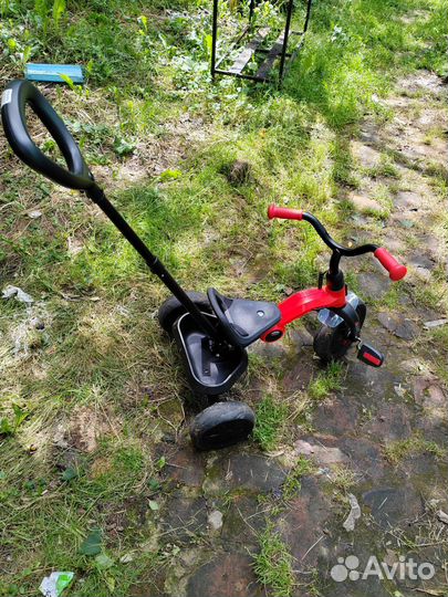 Трехколесный велосипед складной с ручкой