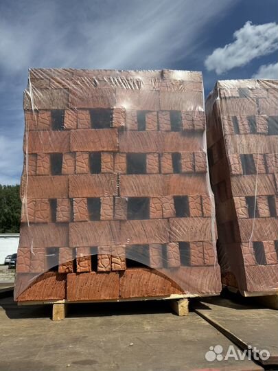 Кирпич красный полнотелый М150 (330шт)