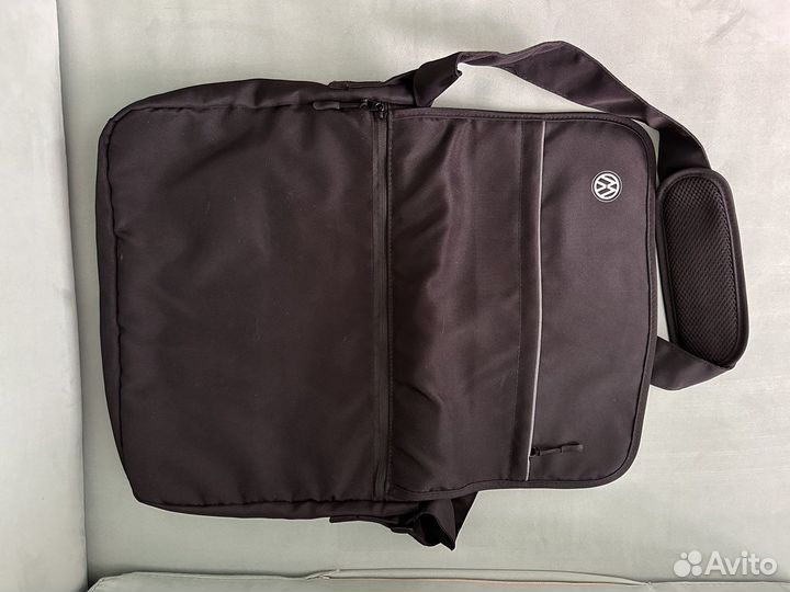 Сумка для ноутбука новая VW