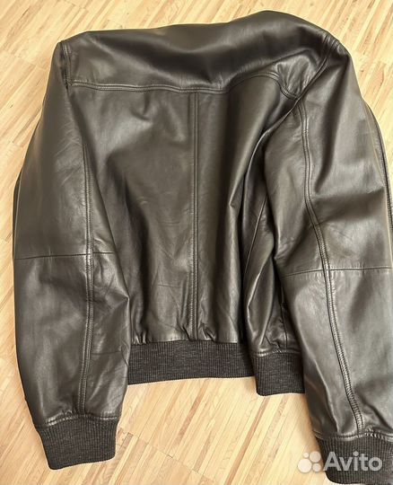 Кожаная куртка мужская Trussardi