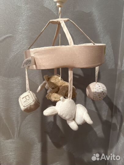 Мобиль на детскую кроватку