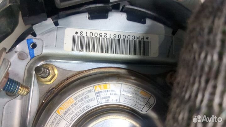 Подушка безопасности водителя Nissan 350Z, 2006