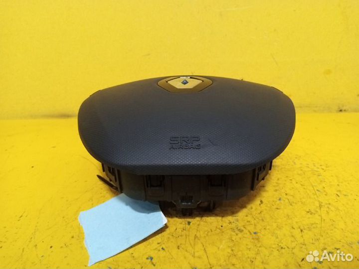 Подушка безопасности водителя Renault Clio 4