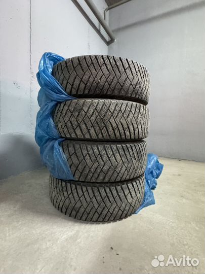 Goodyear Ultragrip Ice Arctic 235/60 R18 107T