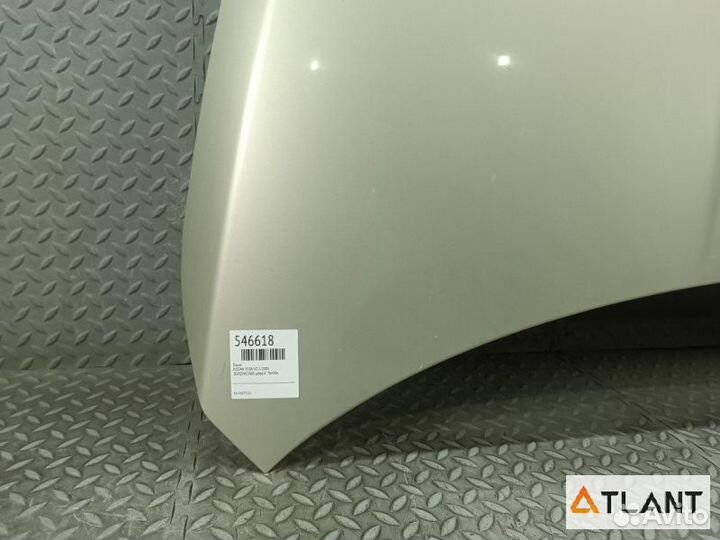 Капот nissan tiida