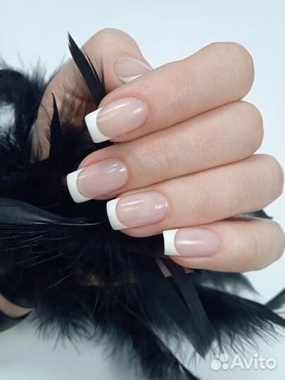 Маникюр и педикюр Красноярск