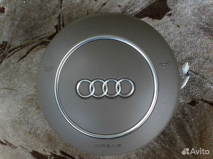 Подушка безопасности Ауди Продаю