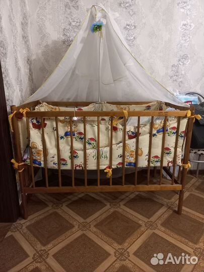 Продам детскую кроватку