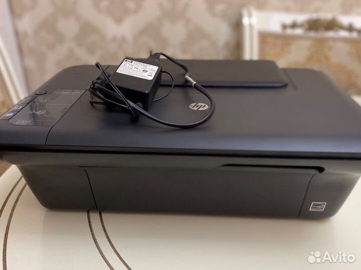 Принтер HP deskjet 2050